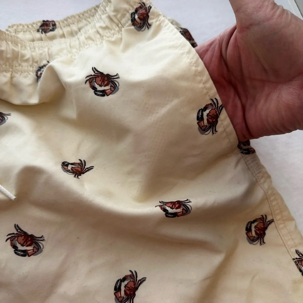 H&M Men's crab print swim trunks size M